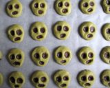 A picture of step 4 of Zombie Cookies.