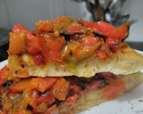 Foto del paso 9 de la receta: Falsa "pizza" de pimiento y tomate caramelizados🍅🌶️🍕