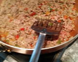 Foto del paso 4 de la receta: Pimientos rellenos de carne y arroz con queso rallado