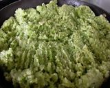 Foto del paso 3 de la receta: "Arroz" de Brócoli con verduras salteadas... 🍚🍙🥦🥦🥦🍙🍚🥒🌰🥕🥗