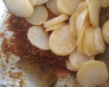 A picture of step 2 of Masala Bindhi.