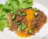 รูปขั้นตอนการทำที่ 4 ของ ก๋วยเตี๋ยวเนื้อสับไข่ลาวา