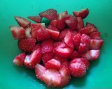 Foto langkah ke 1 dari resep Nasi Goreng Strawberry.