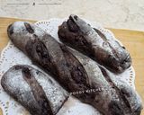 Foto langkah ke 12 dari resep Choco Cranberry Walnut Baguette.