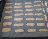Foto del paso 4 de la receta: Lenguas de gato