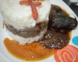 A picture of step 3 of Adalu. (egbo ati ewa).
