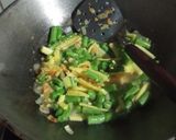 Foto langkah ke 3 dari resep Tumis buncis putren.