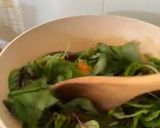 Foto langkah ke 3 dari resep Tumis Sayur Bayam.