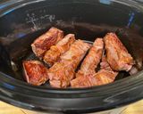 A picture of step 1 of Crock pot barbaccoa.