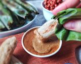 Foto langkah ke 8 dari resep Otak-otak Tengiri Saus Kacang.