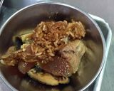 A picture of step 5 of Loh Mai Kai (Glutinous Rice with Chicken and Mushroom).