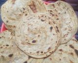 A picture of step 6 of Kasuri Methi Lachha Paratha.