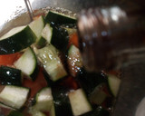 A picture of step 2 of Carrot and cucumber juice.