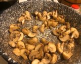 Gombás sült oldalas recept fázis 4 fotója