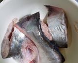 Foto langkah ke 1 dari resep Sup Ikan Patin.