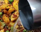 A picture of step 8 of Aloo Matar Dry 📌.