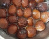 A picture of step 4 of Khoya Gulab Jamun.