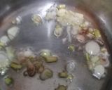 A picture of step 2 of Tomato Herb Rice.