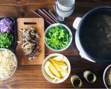 Hình bước làm 16 của món 3 món ngon với diềm thăn bò hầm: gỏi cuốn, lẩu, và mì sốt kem