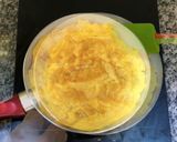 รูปขั้นตอนการทำที่ 3 ของ ต้มยำไข่เจียวหมูสับ ลองดูมั้ย แซ่บลืมแน่นอน