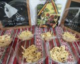 Pas rețetă Spaghete din clătite cu mix de fructe și topping de caramel 1 fotografie