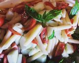 Foto del passaggio 2 della ricetta Piatto ricco mi ci ficco😆 Pasta fredda, bresaola e rucola - light