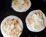 સ્ટફ ઉતપમ(stuff uttpam recipe in gujarati) રેસીપી સ્ટેપ3ફોટો