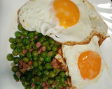 Foto del paso 2 de la receta: Guisantes con jamón y huevo frito