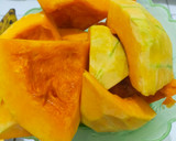Foto langkah ke 1 dari resep Bubur Sumsum Labu Kuning.