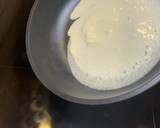 Foto del paso 2 de la receta: Crepes de salmón ahumado, queso de cabra y manzana