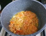 A picture of step 2 of Instant Lauki Masala.