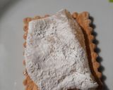 Φωτογραφία βήματος 1 της συνταγής Μπισκοτολούκουμα με κουβερτούρα (3 υλικά) 🍫🫓🫓🍫