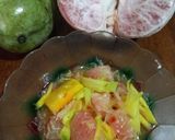 Foto langkah ke 3 dari resep Rujak Jeruk Mangga.