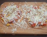 A picture of step 7 of Leftover mini roti pizza.