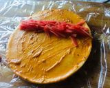 A picture of step 3 of Carrot sushi roll.