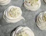 Foto del paso 11 de la receta: Mini Pavlovas rellenas de crema de mascapone