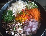 A picture of step 4 of Spring rolls.