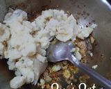 A picture of step 1 of Aloo Bharta.