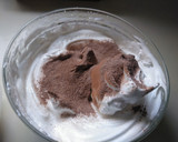 Foto del paso 5 de la receta: Bizcocho de claras y chocolate