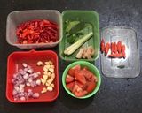 Foto langkah ke 1 dari resep Ayam Goreng Balado🌶.