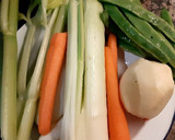 Foto del paso 4 de la receta: Caldo de la Mama