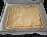 Foto del paso 2 de la receta Empanada de atún y pimientos rojos asados