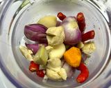 Foto langkah ke 3 dari resep Gulai Tongkol - Daun Singkong.