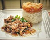 รูปขั้นตอนการทำที่ 3 ของ หมูผัดกระเทียมพริกไทยราดข้าว#อาหารไทยง่ายๆ