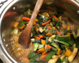 Foto del paso 7 de la receta: Guiso de verduras con zapallo y orejas de palo
