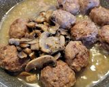 Foto del paso 8 de la receta: Albóndigas en salsa de champiñones
