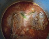 Une image de l'étape 2 de Pâtes à la sauce rouge, et viande d'agneau،olives verts.