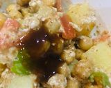 A picture of step 3 of Aloo chana chat.
