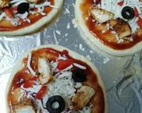 A picture of step 3 of Spicy Chicken Pizza 🍕.