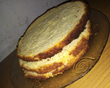 Foto del paso 1 de la receta: Torta de dulce de leche, crema y duraznos